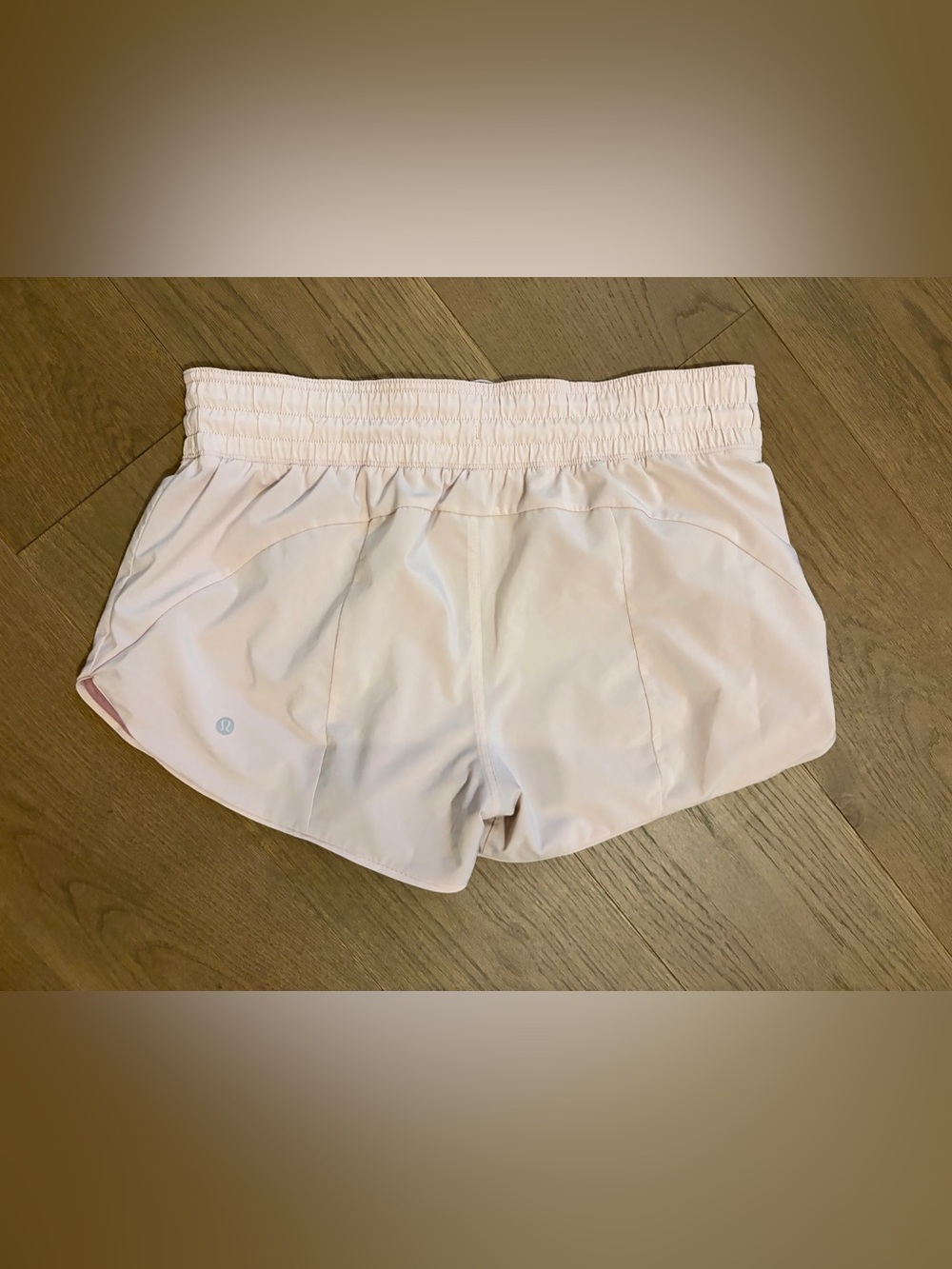 lululemon athletica Choose a Side Reversible Athletic Shorts - Picture 6 of 6